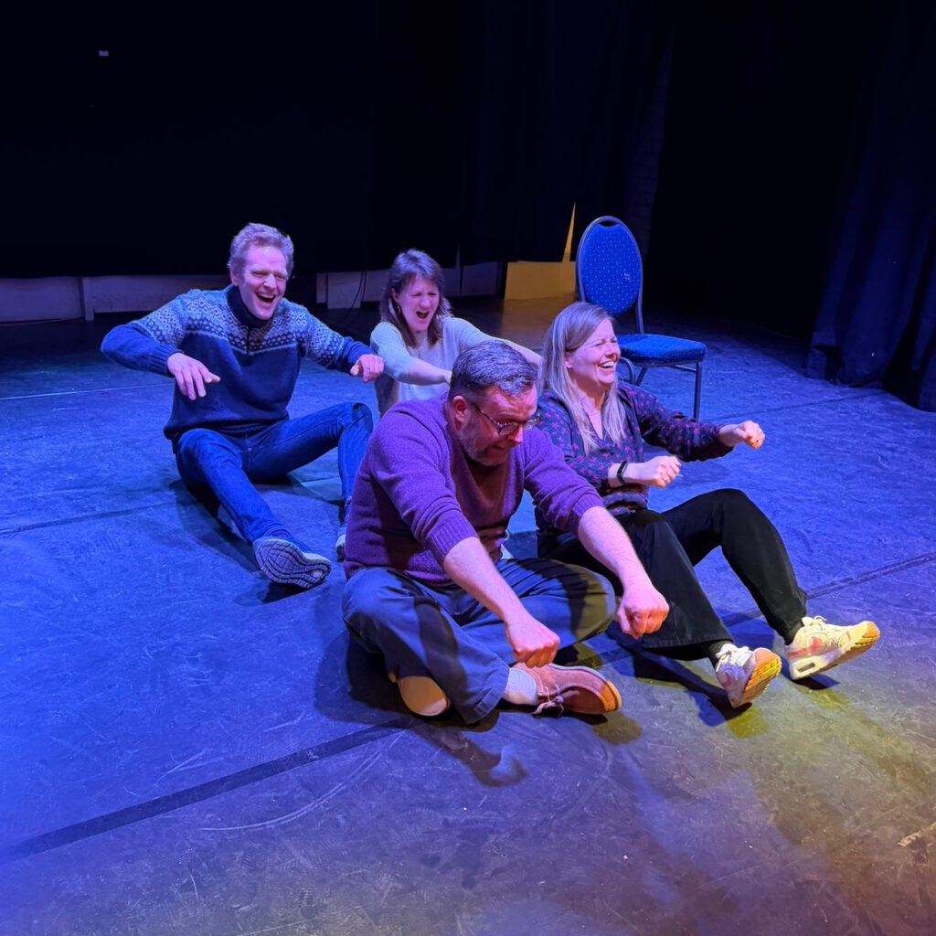 Foto van voorstelling 'Vrij Spel ontspoort' apr 2026